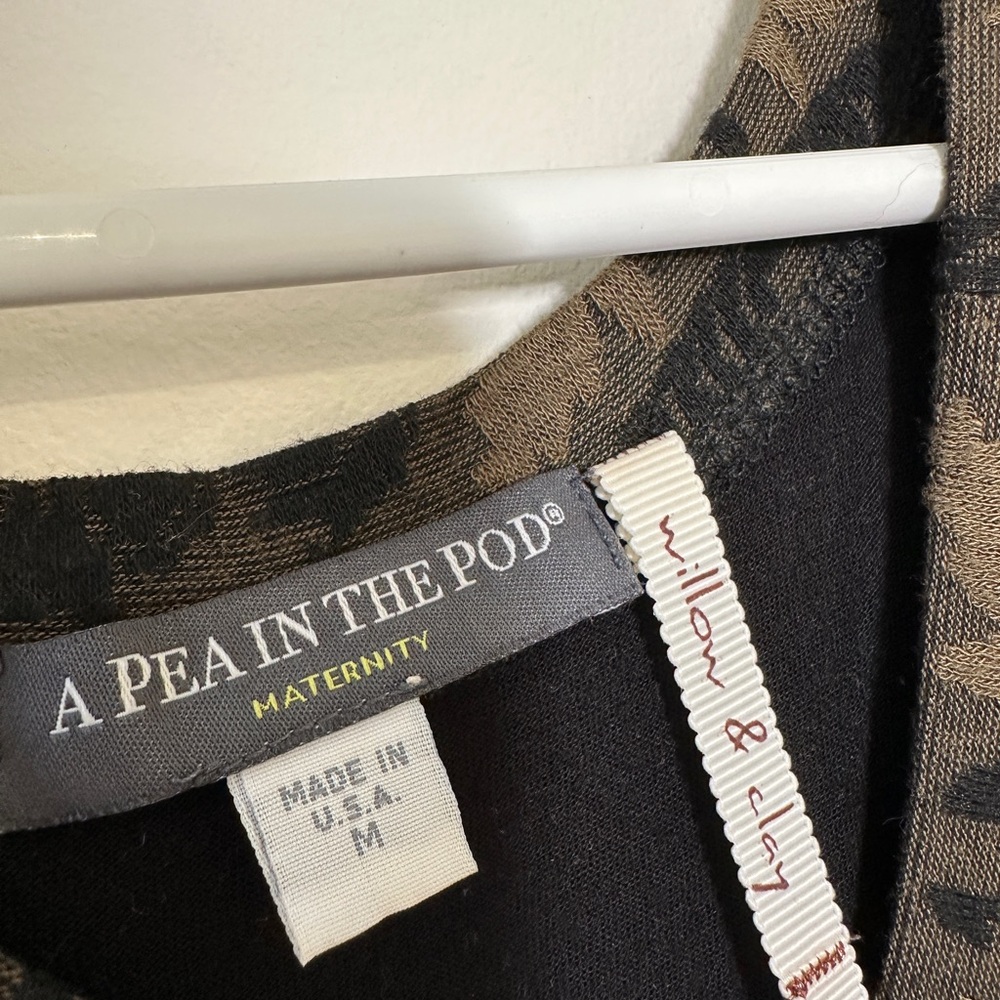 A Pea in a Pod Willow and Clay Maternity Damask-Print Sheath Dress - Picture 7 of 7